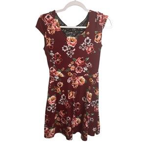 No Boundaries JRS A-Line Dress Red Maroon Floral Lace Back Jrs Sz 7-9 Medium